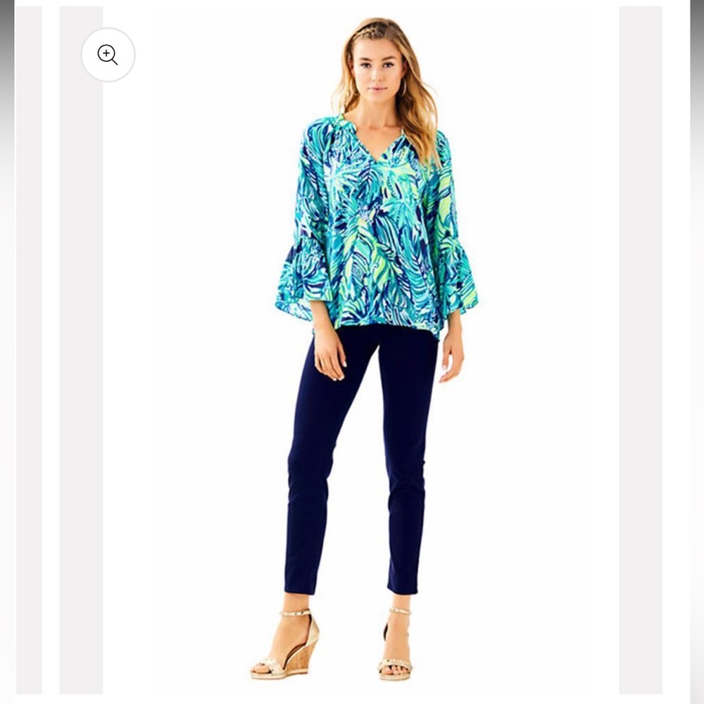 Lilly Pulitzer Matilda Silk Top in print Bright Navy Armadilly Dally Size XS